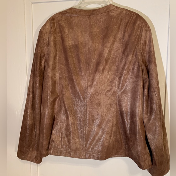 Alfred Dunner Leather-look Collarless women’s size 12 Petite Jacket with Pockets - Picture 3 of 10